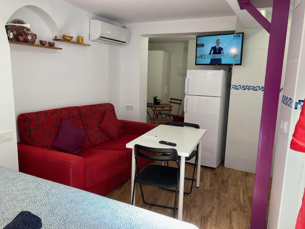 Malagueña Salerosa Apartamento - casa mata de 1 a 4 dormitorios con terraza o patio propio Málaga Exterior foto